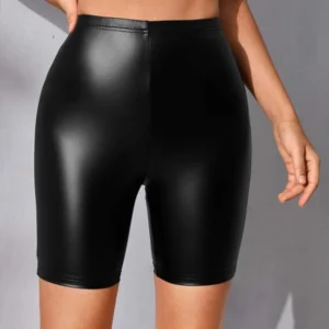 Shorts biker unicolor cuero PU