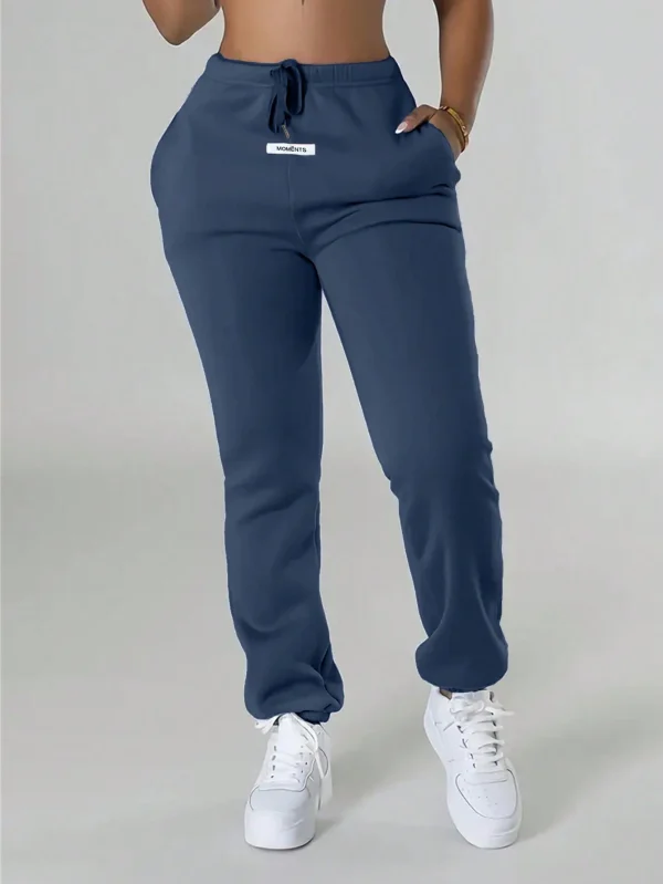 Pantalones Jogger De Cintura Con Cordón Y Puños De Canalé Con Parche De Letras De Estilo Deportivo Y De Ocio