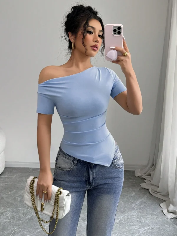Gloray Camiseta de punto elástico ajustada con volantes y bajo asimétrico para mujer, camiseta casual