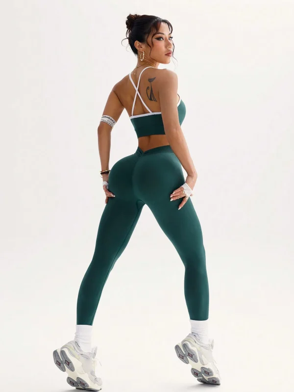 Sport Studio Conjunto de sostén deportivo y leggings con diseño de cruce en la espalda para mujer - Imagen 3
