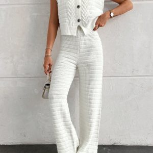 Pantalón tejido con patrón de cable
