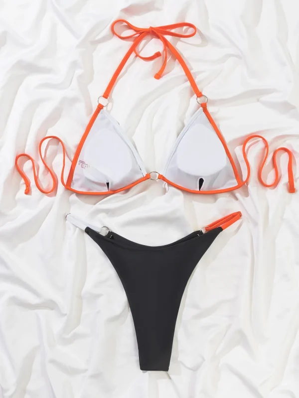 Swim Conjunto de bikini triangular con anillos entrelazados y borde de contraste para la playa - Imagen 3