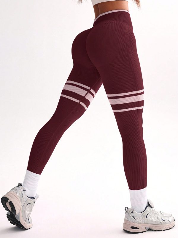 Sport Studio Leggings de yoga sin costuras para mujer con rayas y fruncidos - Imagen 2